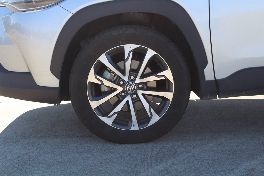 Used 2023 Toyota Corolla Cross XLE with VIN 7MUEAAAG8PV050579 for sale in Lafayette, LA