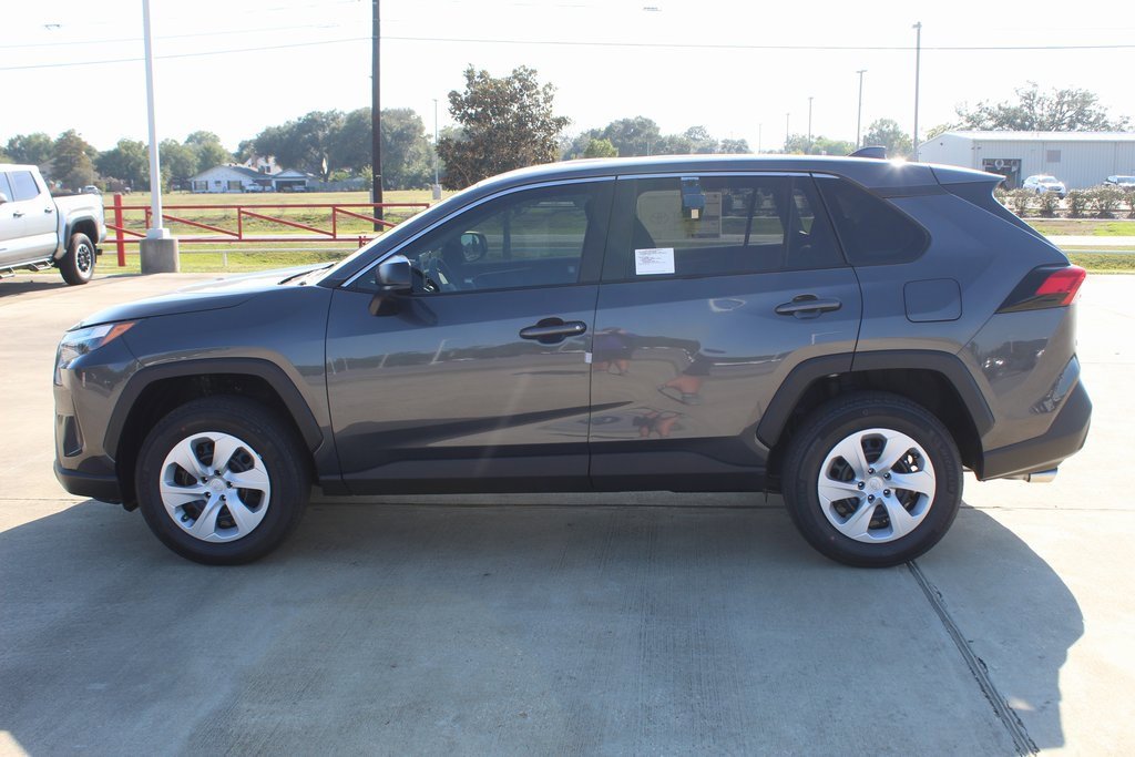 2025 Toyota RAV4 LE photo 2