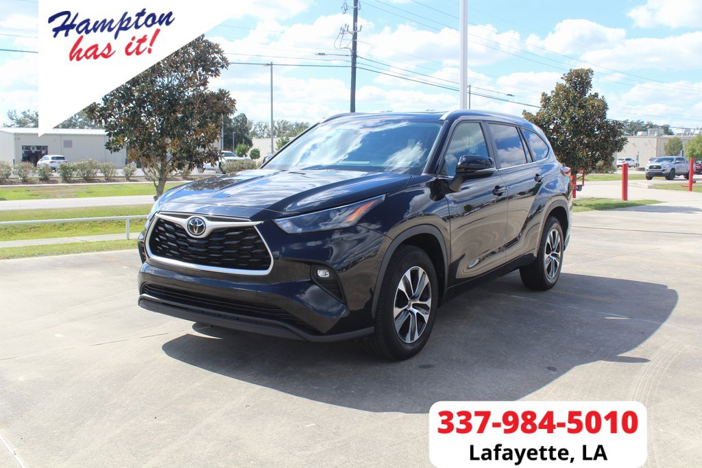 2023 Toyota Highlander XLE's photo