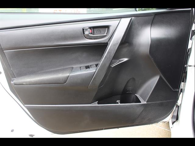 2018 Toyota Corolla L - Photo 11