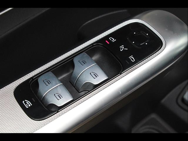 2024 Mercedes-Benz GLC GLC 300 - Photo 17