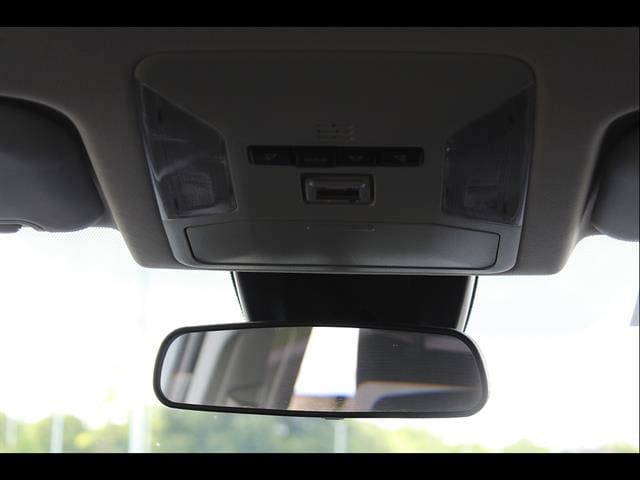 2025 Toyota RAV4 LE - Photo 22
