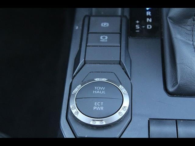 2024 Toyota Tacoma SR5 - Photo 30
