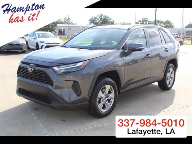 2023 Toyota RAV4 XLE FWD's photo