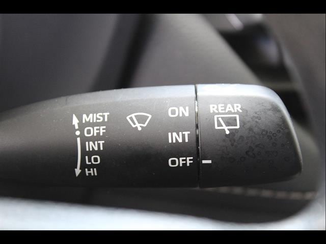 2025 Toyota RAV4 LE - Photo 20