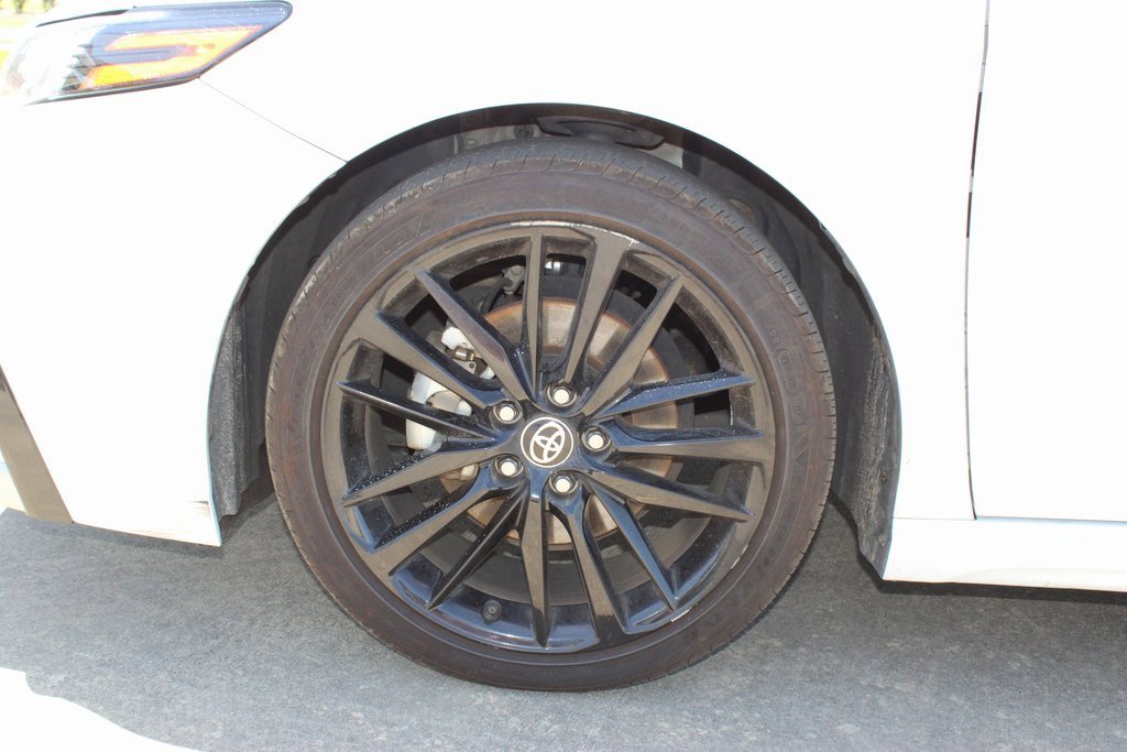 2023 Toyota Camry XSE photo 2