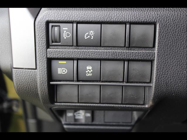 2026 Toyota Tacoma SR5 - Photo 17