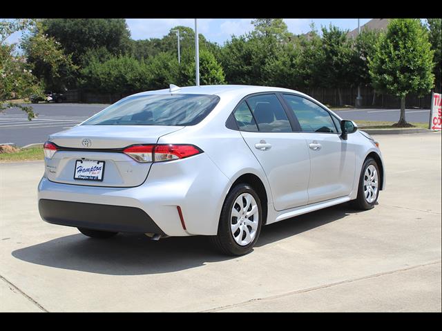 2024 Toyota Corolla LE - Photo 6