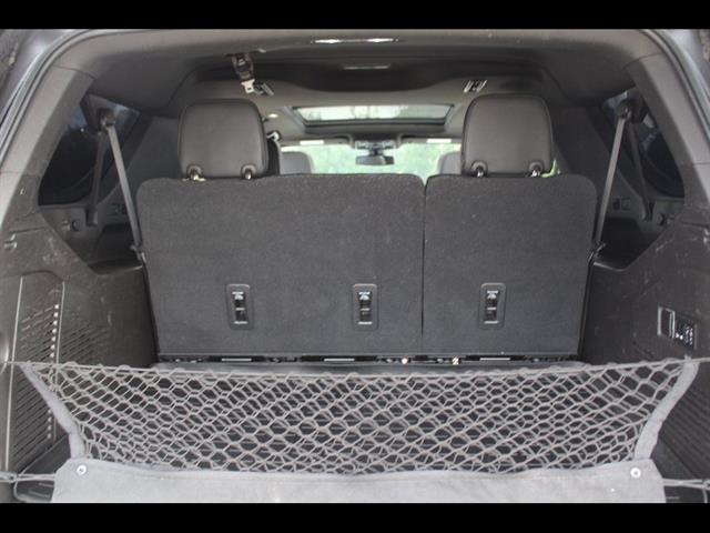 2021 Chevrolet Suburban RST - Photo 8
