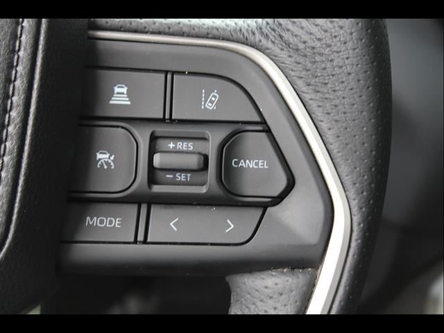 2025 Toyota Tundra Limited - Photo 22