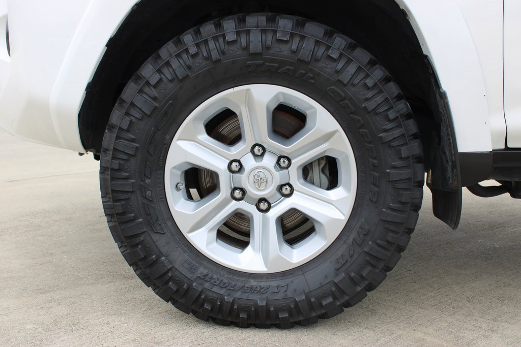 Used 2021 Toyota 4Runner SR5 with VIN JTEMU5JR0M5929125 for sale in Lafayette, LA