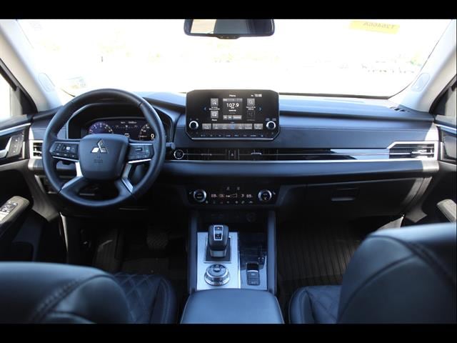 2024 Mitsubishi Outlander SEL - Photo 28