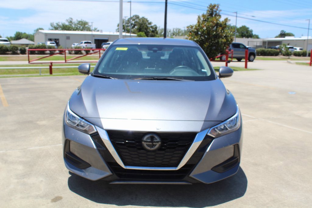 2023 Nissan Sentra SV photo 3