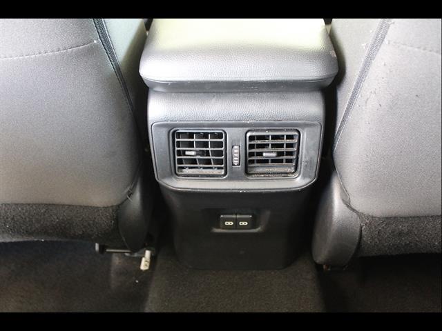 2024 Toyota RAV4 XLE - Photo 33