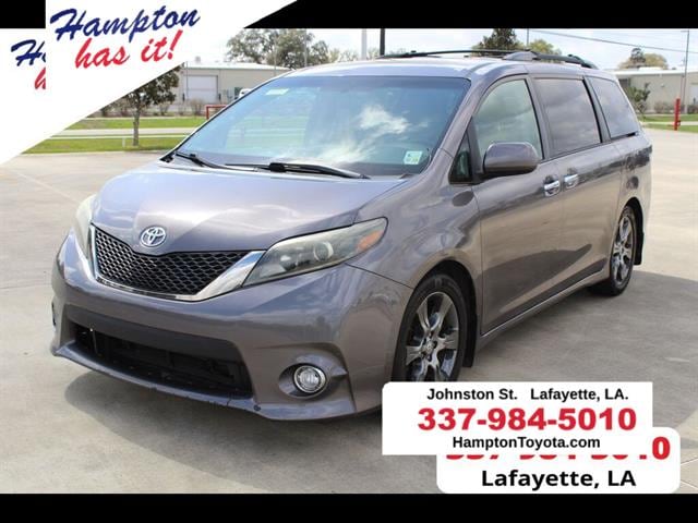 2016 Toyota Sienna Passenger Van 
