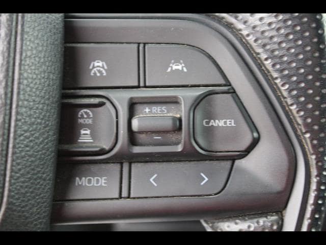 2024 Toyota Tacoma SR5 - Photo 19