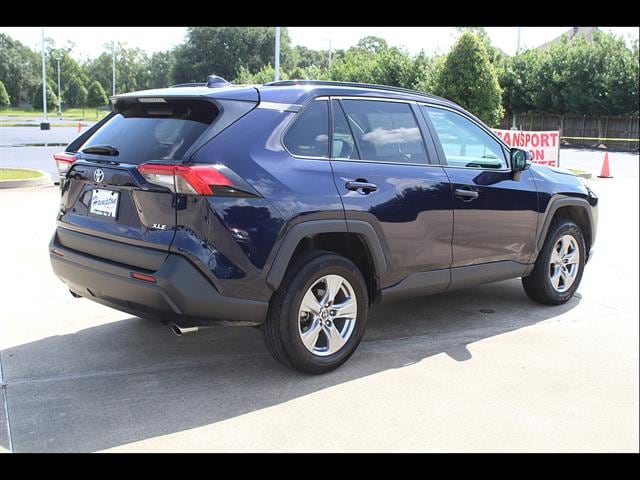 2024 Toyota RAV4 XLE - Photo 6