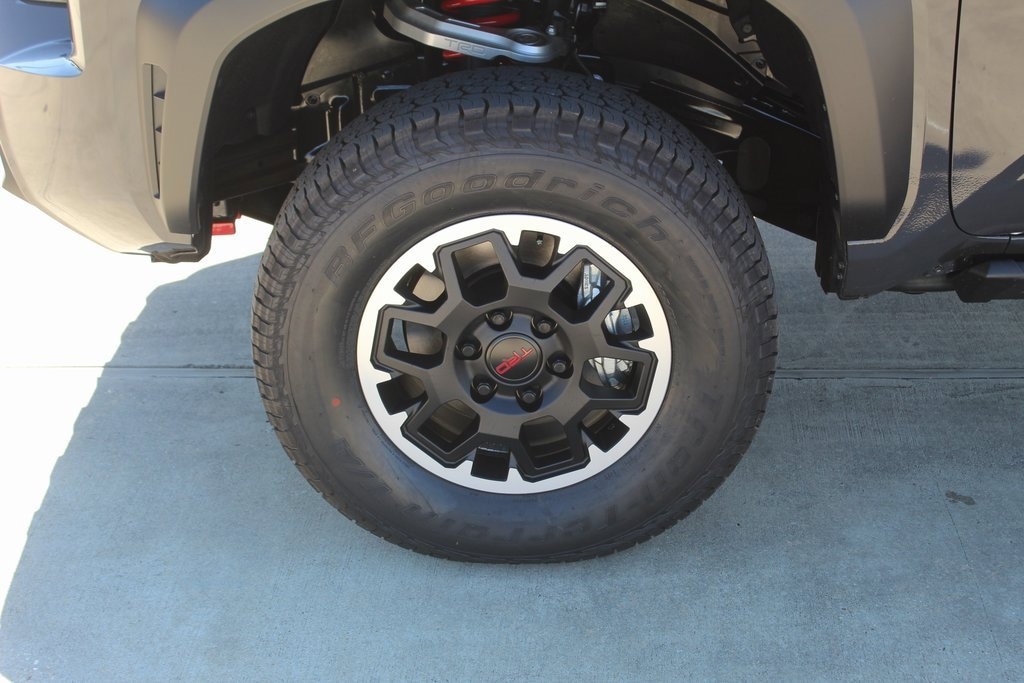 New 2025 Toyota Tacoma TRD Off-Road Truck Double Cab