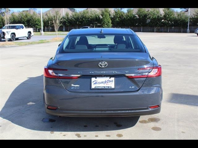 2025 Toyota Camry LE - Photo 7