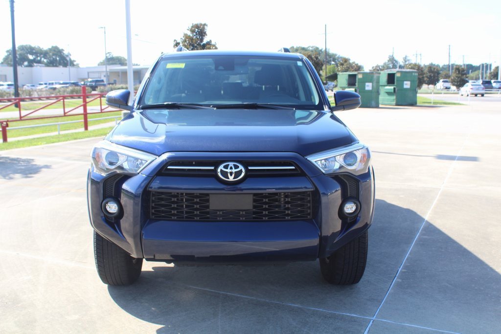 2024 Toyota 4Runner SR5 photo 3