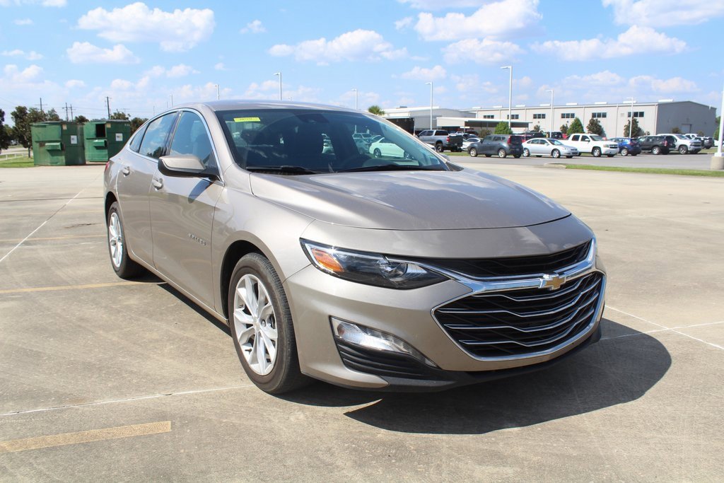 2025 Chevrolet Malibu 1LT photo 3