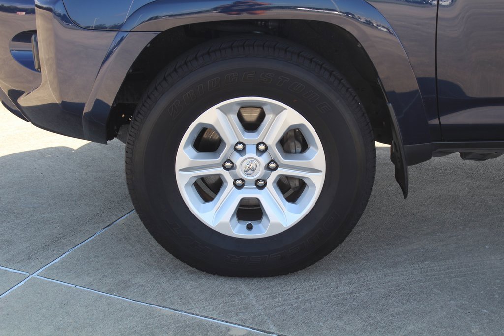 2024 Toyota 4Runner SR5 photo 2