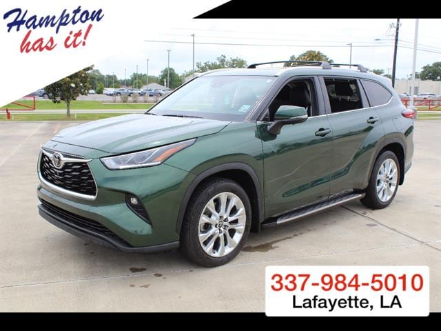 2023 Toyota Highlander Limited FWD's photo
