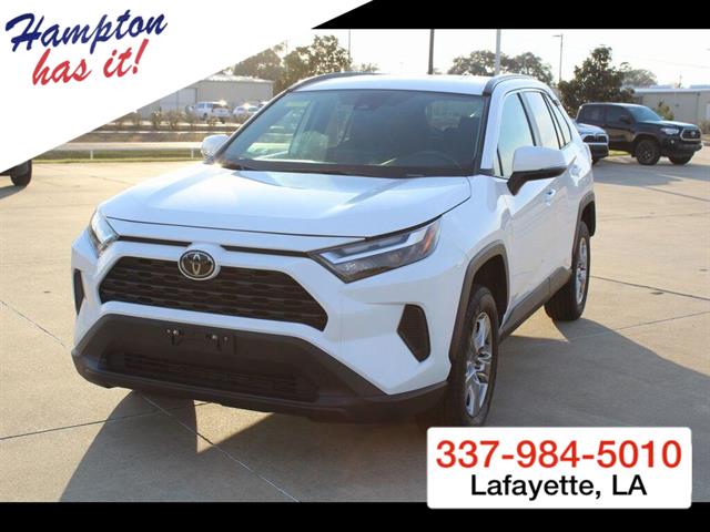 2024 Toyota RAV4 XLE FWD's photo