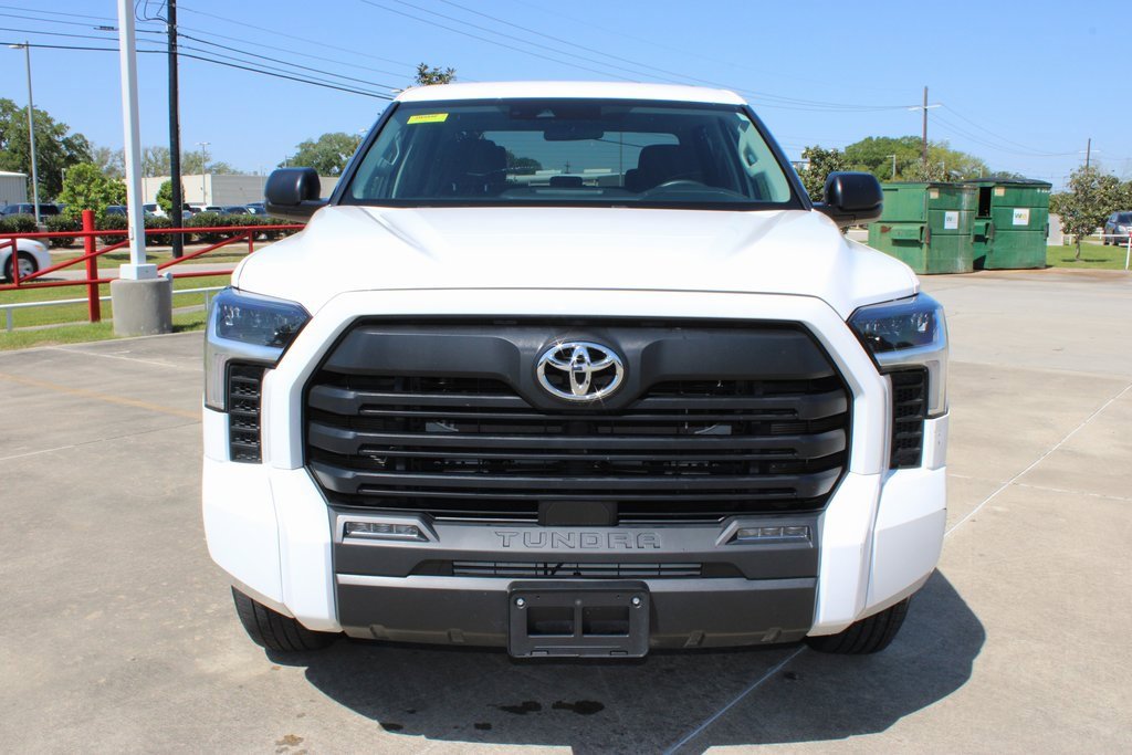 2023 Toyota Tundra SR5 photo 3