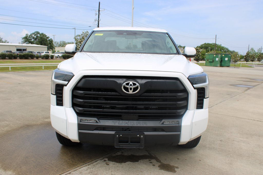 2023 Toyota Tundra SR5 photo 3