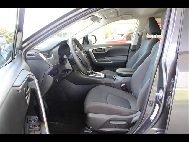 2025 Toyota RAV4 LE - Photo 14