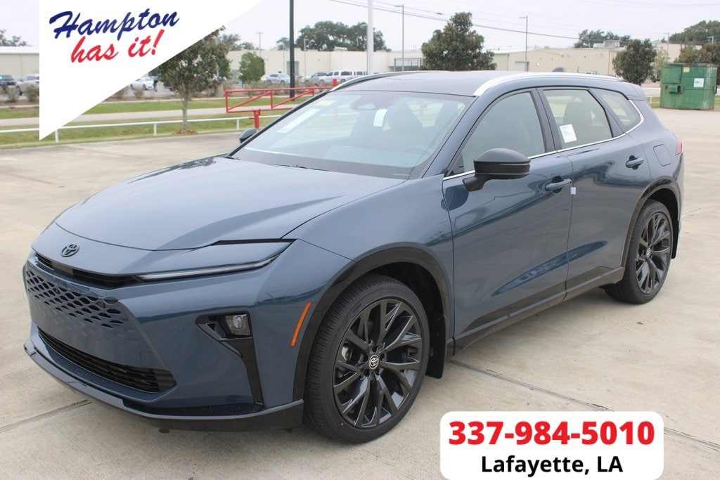 2025 Toyota Crown Signia Limited's photo