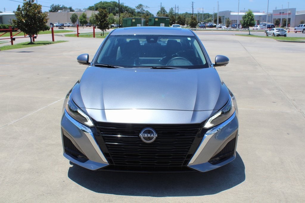 Used 2023 Nissan Altima SL with VIN 1N4BL4EW8PN302790 for sale in Lafayette, LA