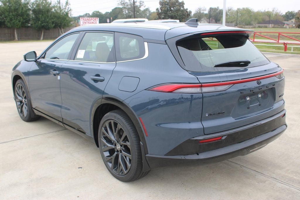 New 2025 Toyota Crown Signia Limited SUV