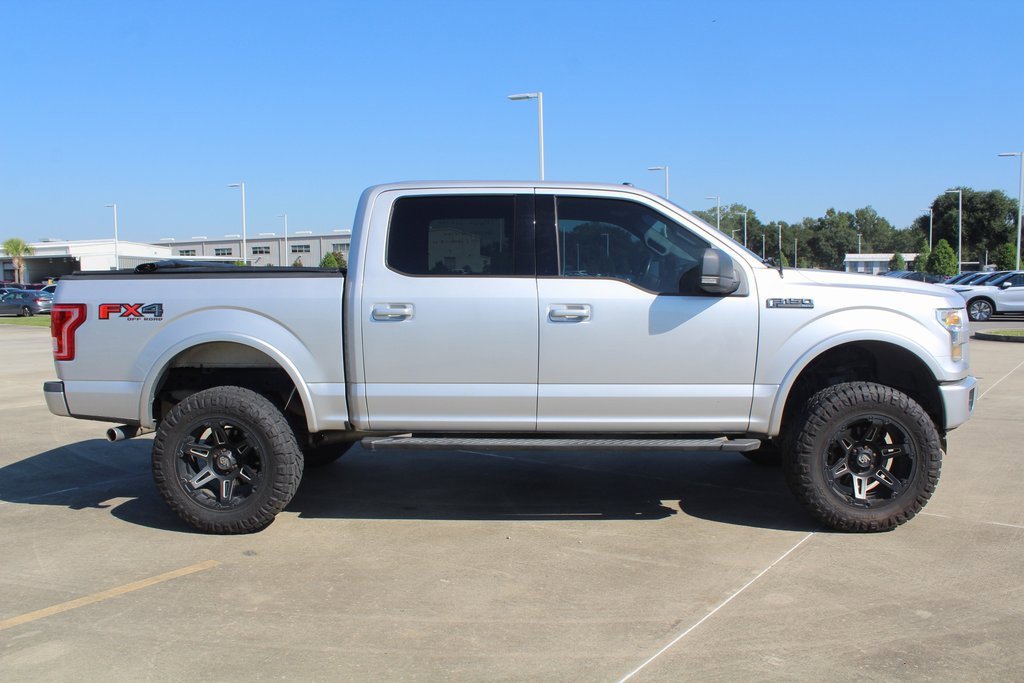 2017 Ford F-150 XLT photo 4