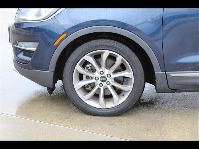 Used 2017 Lincoln MKC Select with VIN 5LMCJ2C93HUL56438 for sale in Lafayette, LA