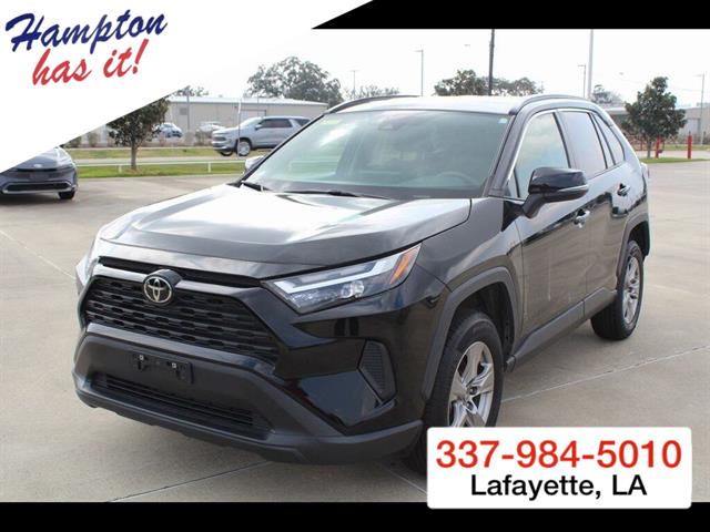 2023 Toyota RAV4 XLE FWD's photo