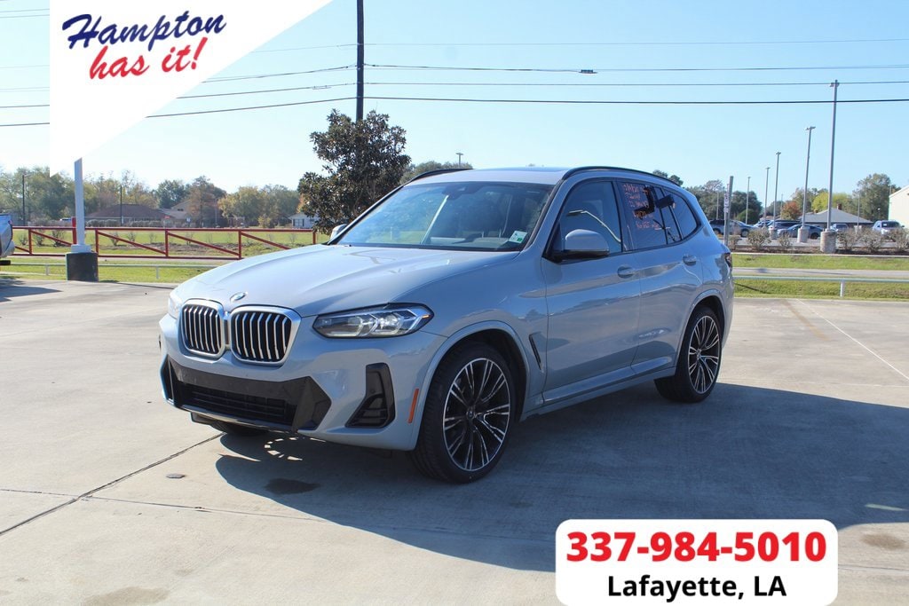 2022 BMW X3 30i's photo