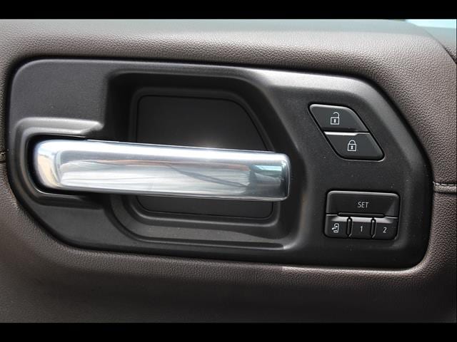 2019 Chevrolet Silverado 1500 LTZ - Photo 14