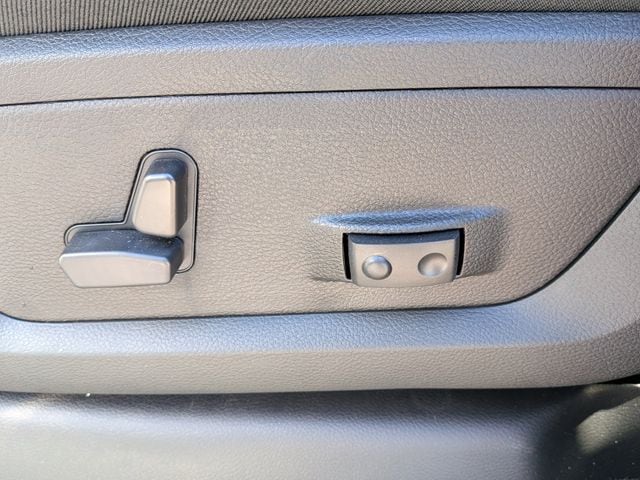 2026 RAM 2500 Laramie - Photo 17