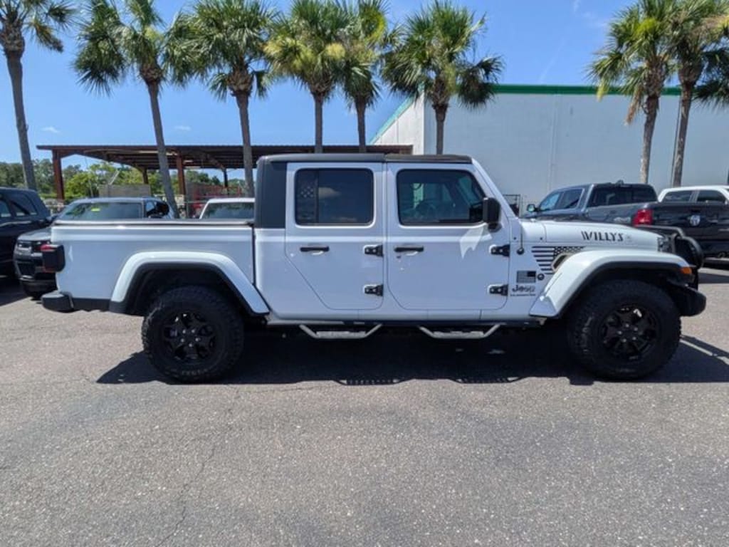 Used 2021 Jeep Gladiator Sport Truck Crew Cab