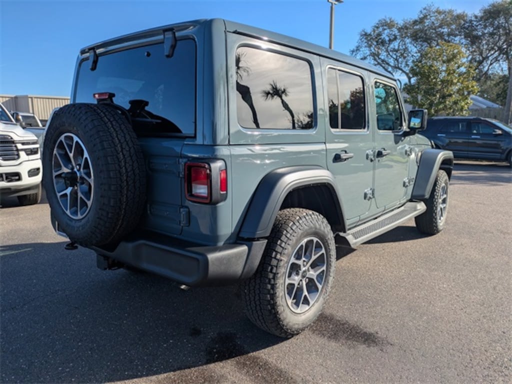New 2026 Jeep Wrangler 4-DOOR SPORT S Sport Utility