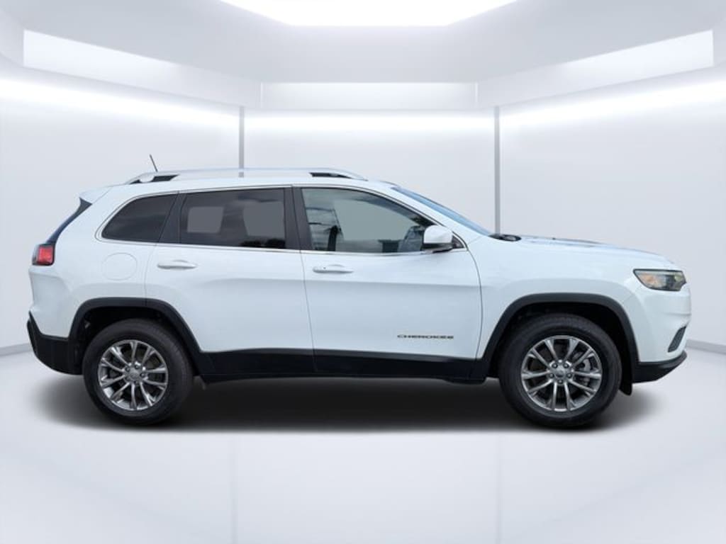 Used 2021 Jeep Cherokee Latitude Plus SUV