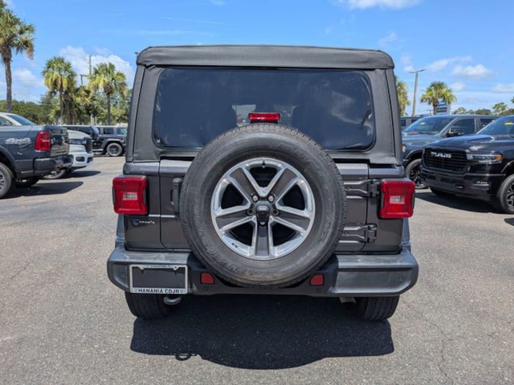 Used 2022 Jeep Wrangler Unlimited Sahara SUV