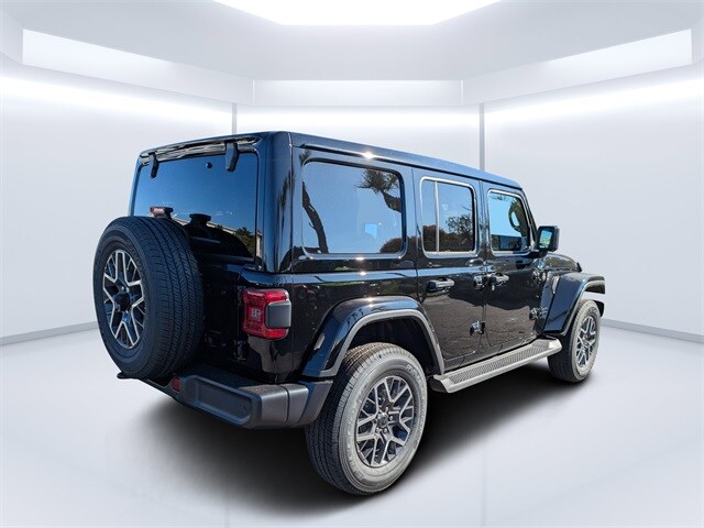 2026 Jeep Wrangler Sahara photo 3