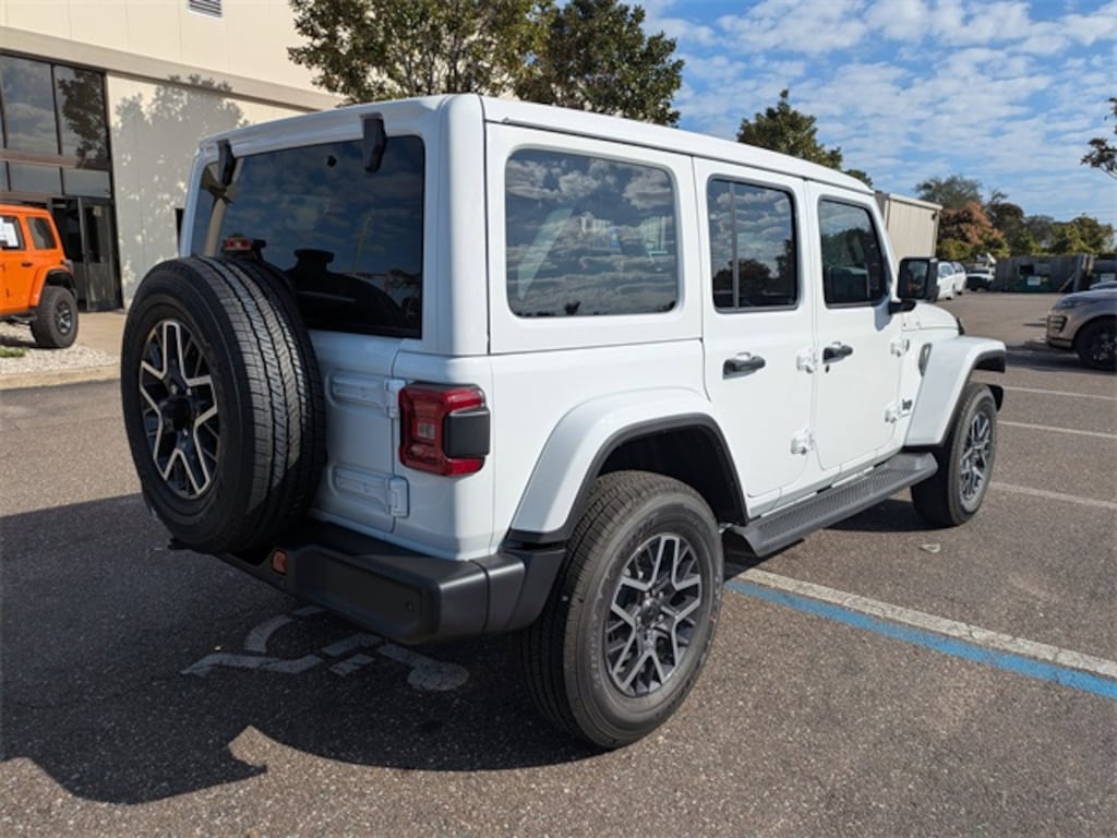 New 2026 Jeep Wrangler 4-DOOR SAHARA Sport Utility
