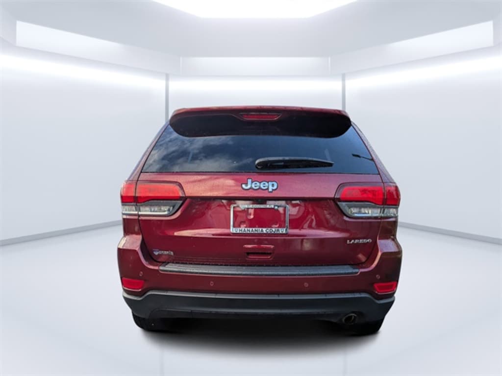 Used 2020 Jeep Grand Cherokee Laredo SUV