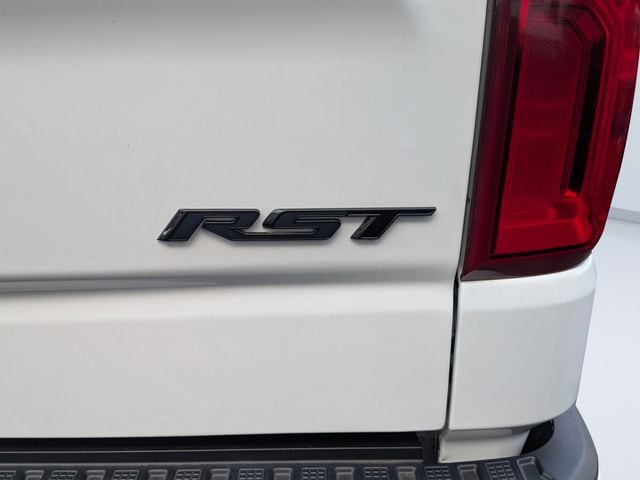 2022 Chevrolet Silverado 1500 Limited RST - Photo 13