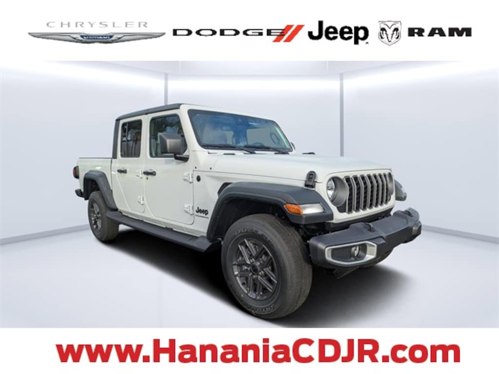 New 2025 Jeep Gladiator SPORT S 4X4 Pickup