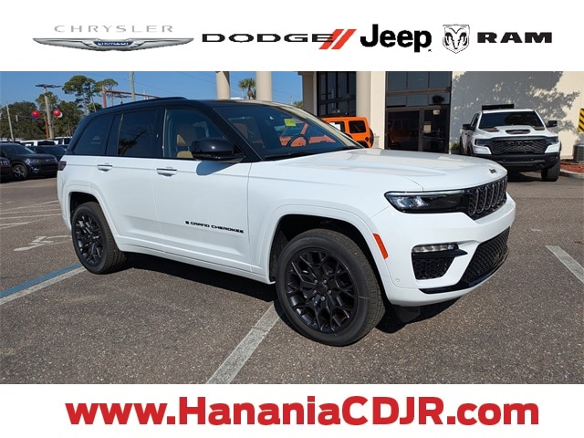2025 Jeep Grand Cherokee Summit's photo